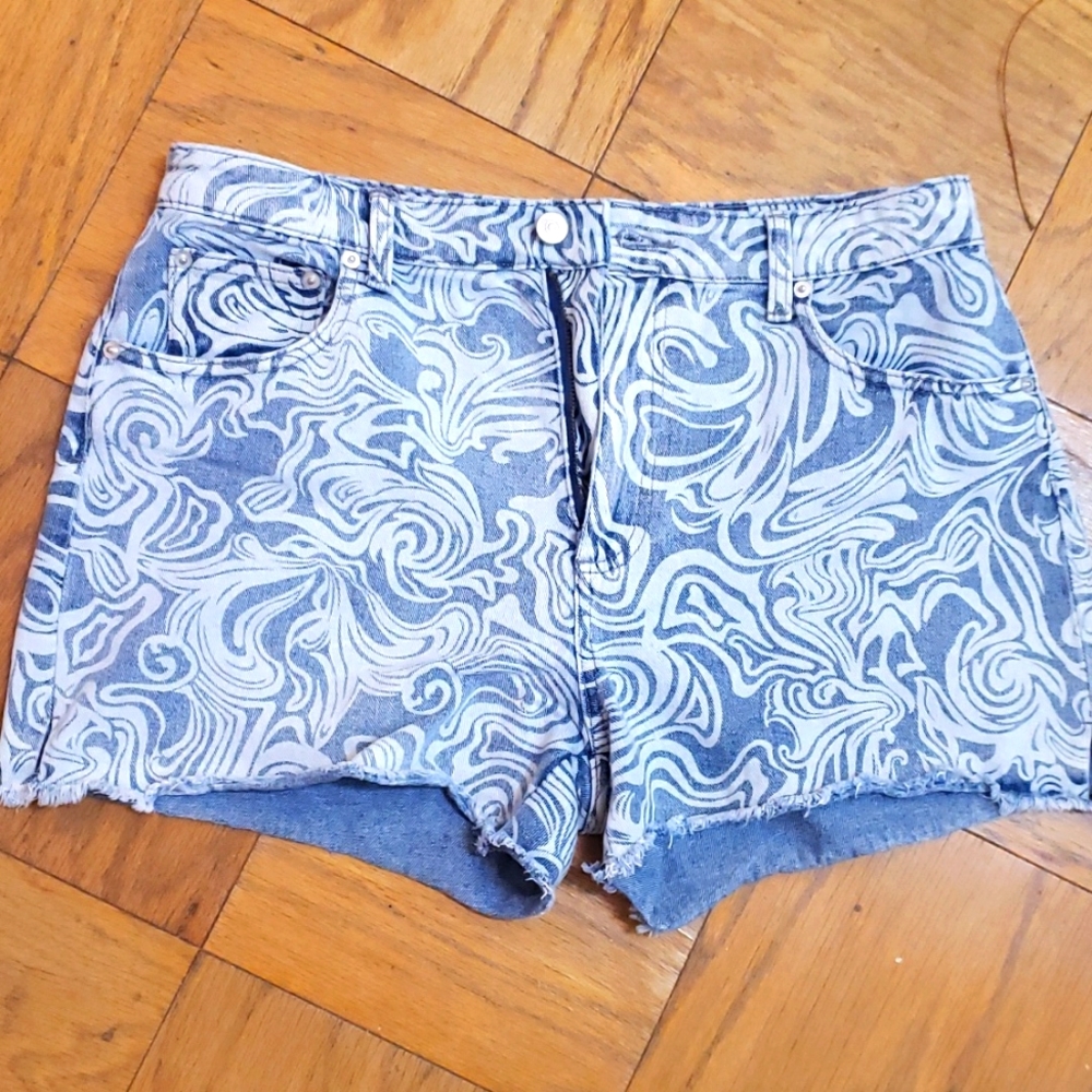 No boundaries denim shorts Size 13